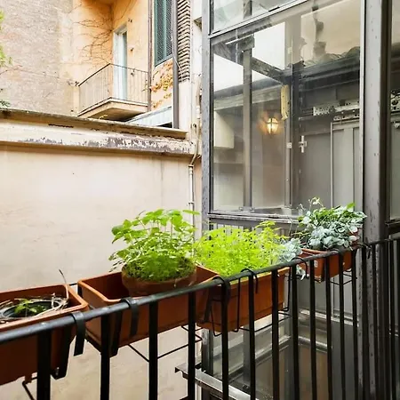 Live Roma - Luxury Pantheon View Apartment Exterior photo